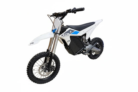 Side view of the eBike Electro & Co ETM RTR Lite electric bicycle, displayed indoors, highlighting its frame, wheels, and battery compartment.