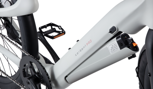 Product image of the Urtopia Carbon 1 PRO eBike battery in creme color, available for pre-order until the end of November.
